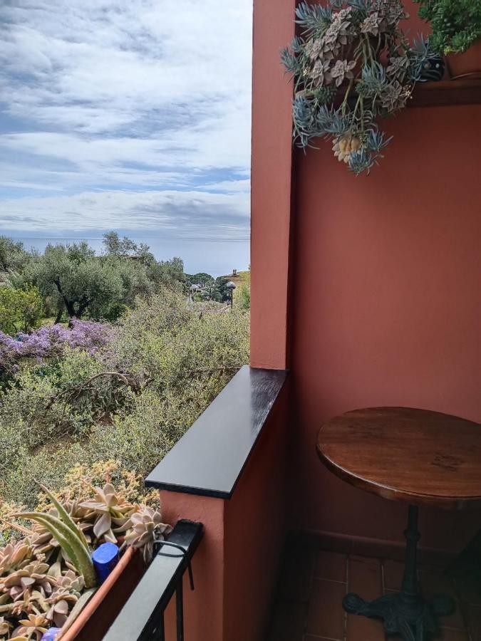 Villa Caribe Affittacamere Monterosso al Mare Exteriör bild