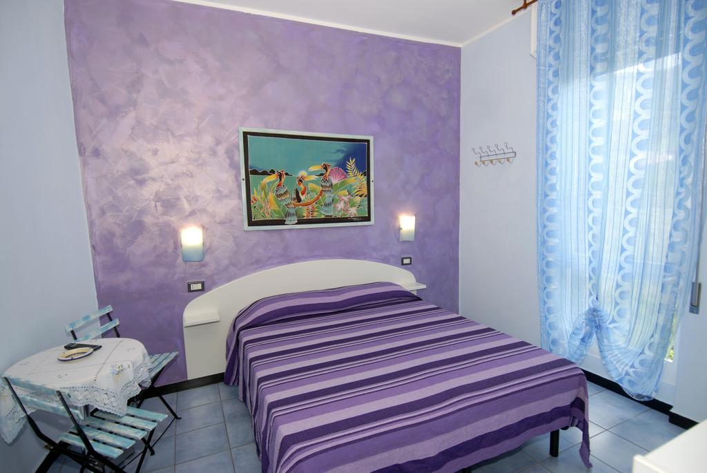 Villa Caribe Affittacamere Monterosso al Mare Rum bild